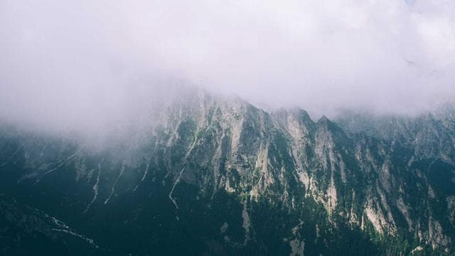 Neon Legacy - Episode 1: Ghost Archive